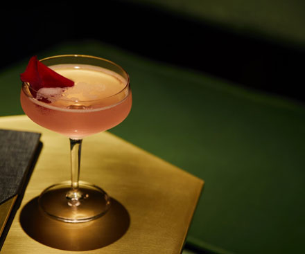 Bars & Lounges